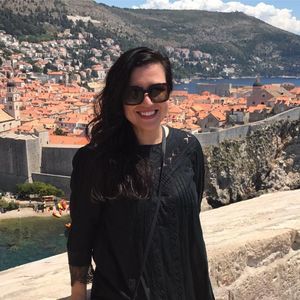 Meet your Posher, Sherry